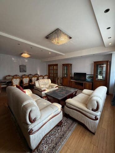 4 комнаты, 210 м², Элитка, 3 этаж, Евроремонт at lalafo.kg 4 комнаты, 210 м², Элитка, 3 этаж, Евроремонт