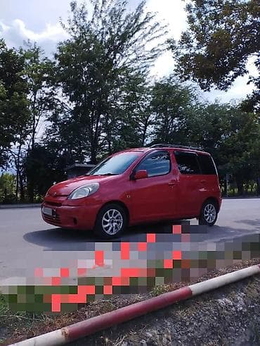 Toyota Funcargo: 1999 г., 1.5 л, Автомат, Бензин, Минивэн