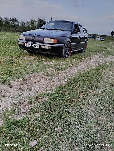 transporter multivan: Volkswagen Passat: 1991 г., 1.8 л, Механика, Бензин, Лифтбек — 1