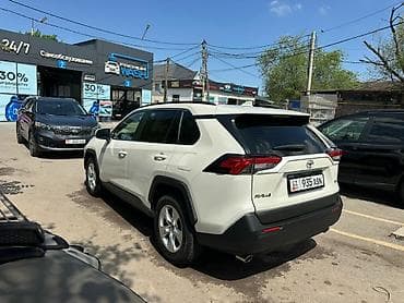 авто последующем выкупом: Toyota RAV4: 2019 г., 2.5 л, Автомат, Бензин, Кроссовер — 8