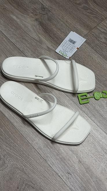Женская обувь: Босоножки, 39, Crocs, Новый, цвет - Белый — 2
