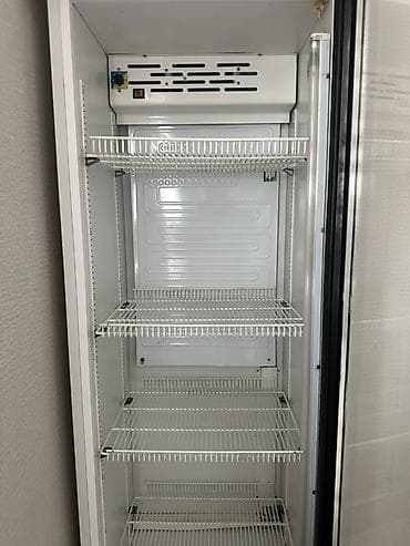 втринный холодильник: Для напитков — 2