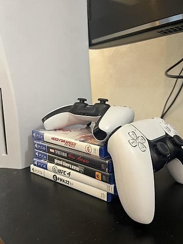 ПРОДАЕТСЯ PLAYSTATION 5 FAT (825 GB) CFI-1116A самая лучшая