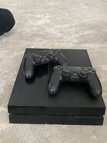 Игровая консоль Sony PlayStation 4 (оригинальная версия, корпус