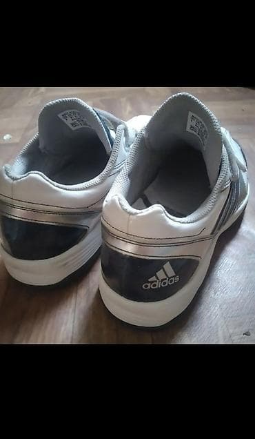 рубашка размер s: Мужские кроссовки, 42, Adidas Originals, Б/у, цвет - Белый, Самовывоз, Платная доставка — 1