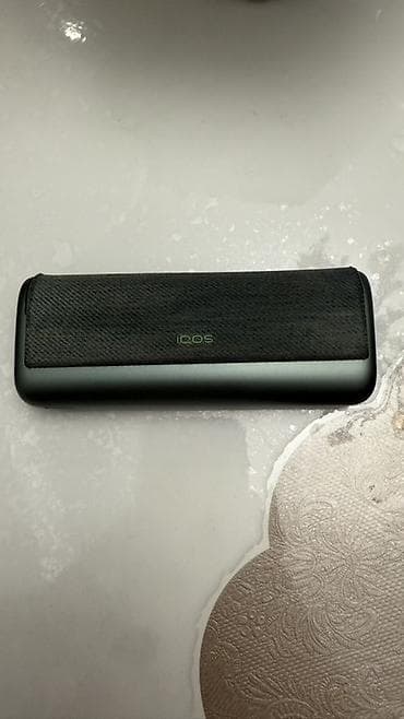 IQOS Iluma One с чехлом-органайзером - Устройство для нагревания