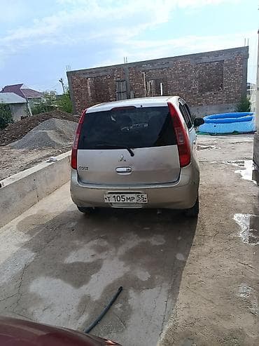 jak авто: Mitsubishi Colt: 2003 г., 1.3 л, Автомат, Бензин, Хэтчбэк — 3