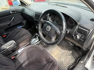 Продажа авто: Volkswagen Golf: 2000 г., 2 л, Автомат, Бензин, Хэтчбэк — 4