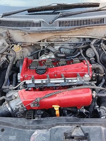 Volkswagen Golf: 1999 г., 1.8 л, Механика, Бензин, Хэтчбэк