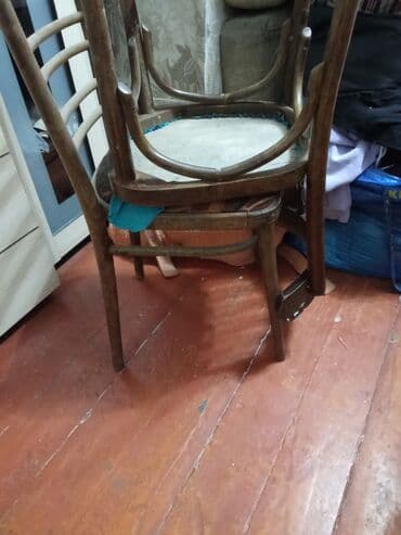 купить кожаный диван бу: Продам стулья б/у — 2