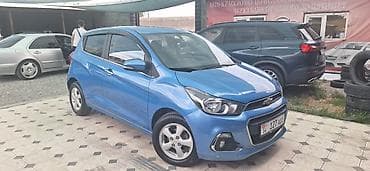 Chevrolet Spark: 2016 г., 1 л, Автомат, Бензин, Хэтчбэк