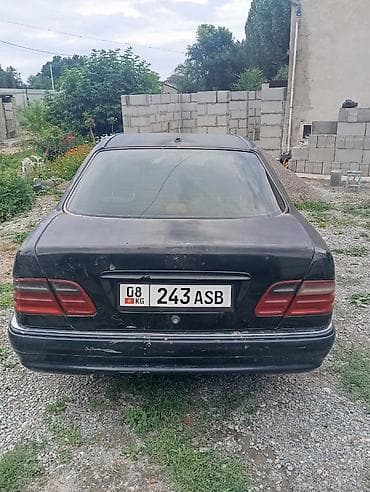 Mercedes-Benz E-Class: 1998 г., 3.2 л, Автомат, Газ, Седан