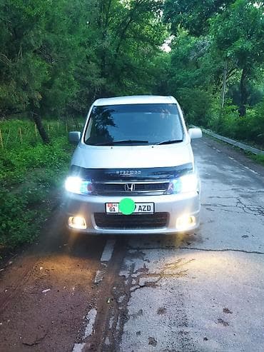 семейный авто: Honda Stepwgn: 2003 г., 2 л, Автомат, Бензин, Минивэн — 1