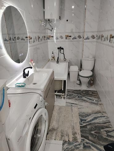 бу гараж: Таунхаус с балконом и парковкой сдою в аренду входа. - Два уровня: на — 2