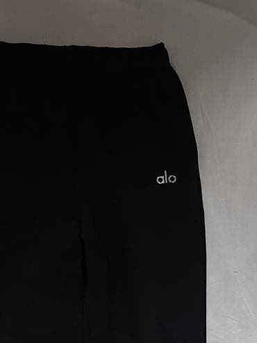 спартивный штаны: Черные спортивные брюки ALO - Бренд: Alo - Модель: прямого кроя — 1