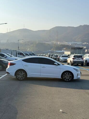 corolla runx: Hyundai Avante: 2019 г., 1.6 л, Вариатор, Бензин, Седан — 5