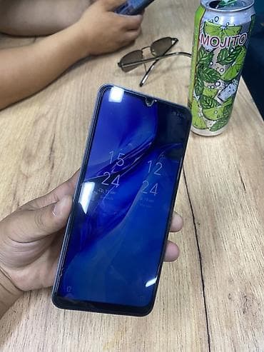 тв зоона: Infinix Note 12 
Памят 128/6
Срочно 
 ватсап 
 связь — 1