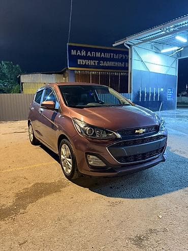 chevrolet onyx: Chevrolet Spark: 2018 г., 1 л, Вариатор, Бензин, Хэтчбэк — 1
