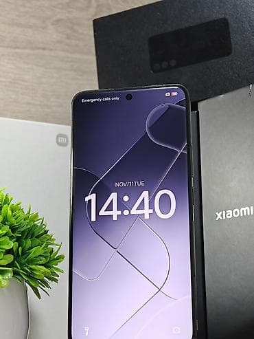 poco 4: Xiaomi, 14 Pro, Б/у, 256 ГБ, цвет - Черный, 2 SIM — 3