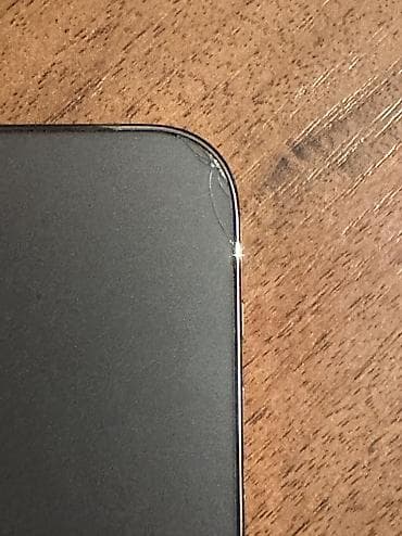 face: IPhone 12 Pro, Б/у, 256 ГБ, Black Titanium, Чехол, 76 % — 3