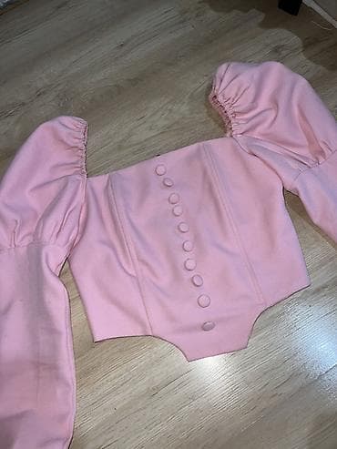 рубашка с поцелуями: Топ, Укороченная модель, S — 1