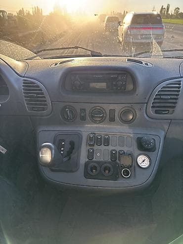 куплю авариний машина: Mercedes-Benz Спринтер: 2004 г., 2.7 л, Автомат — 5