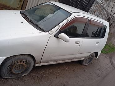 фиат сейченто: Компактный пятидверный хэтчбек/минивэн белого цвета. Основные — 4