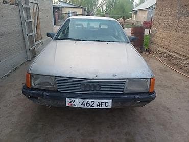 Audi 100: 1986 г., 1.8 л, Механика, Бензин, Седан