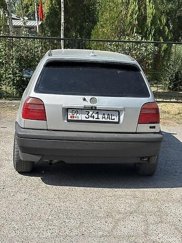 bmw 730: Volkswagen Golf: 1993 г., 2 л, Механика, Хэтчбэк — 2