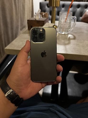 IPhone 13 Pro, Б/у, 128 ГБ, Space Gray, Защитное стекло, 87 %