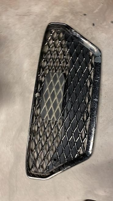 Решетка радиатора Hyundai Б/у