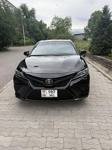 Toyota Camry: 2020 г., 2.5 л, Автомат, Бензин, Седан