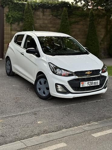 Chevrolet Spark: 2019 г., 1 л, Вариатор, Бензин, Хэтчбэк at lalafo.kg Chevrolet Spark: 2019 г., 1 л, Вариатор, Бензин, Хэтчбэк