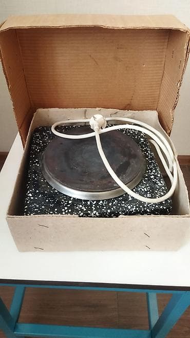 электроплитка: Электроплитка, рабочая. 3 режима работы, б/у. 1,5 л холодной воды — 2