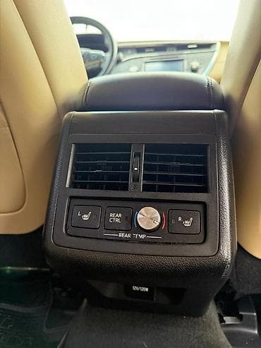 тойота пр: Toyota Avalon: 2016 г., 2.5 л, Вариатор, Гибрид, Седан — 10