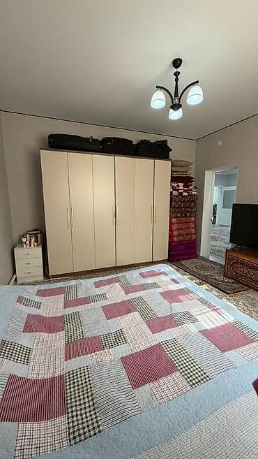 алатоу: 🏡 Продаётся дом в ж/м Ала-Тоо-3 📍 Ул. Эркин-Тоо 📍 Вблизи ул — 10