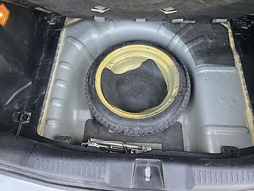 geely colray: Honda Jazz: 2005 г., 1.4 л, Автомат, Бензин, Хэтчбэк — 3