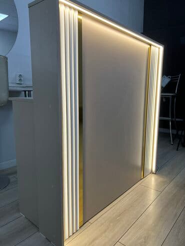 оборудование для бутика: Столы ресепшен Администраторский стол Кассовый стол Занимаемся — 17