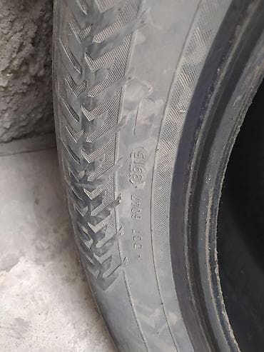 Транспорт: TLC 200 LX570 резина комплект зима 285/50/20 1 шт не годный цена за 3 — 4