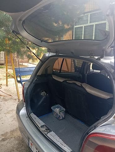 Toyota Vitz: 2001 г., 1 л, Автомат, Бензин, Хетчбек — 9