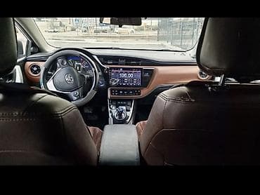 мини лабо электромобиль: Toyota Corolla: 2021 г., 1.8 л, Робот, Электромобиль, Седан — 5