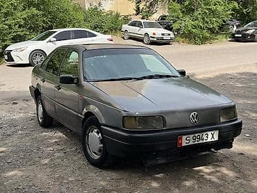 машина жыгули: Volkswagen Passat: 1990 г., 1.8 л, Кол менен иштөөчү, Седан — 1