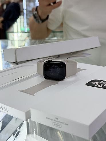 Смарт-часы: Apple Watch SE (2-е поколение), 40 мм, бежевый цвет Продаю Apple — 5