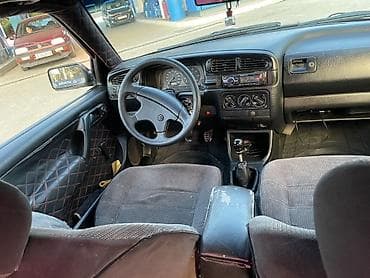 моно на венто: Volkswagen Vento: 1993 г., 1.8 л, Механика, Бензин, Седан — 10