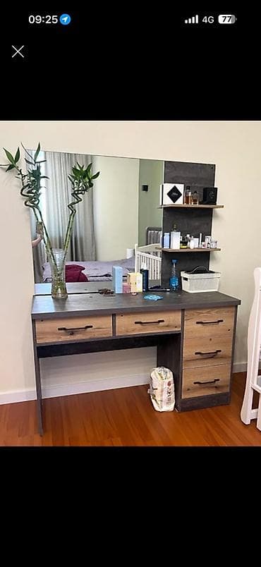 Туалетный столик, С зеркалом, цвет - Серый, ЛДСП