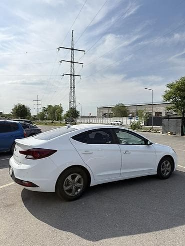 e2 byd: Hyundai Elantra: 2019 г., 1.6 л, Автомат, Бензин, Седан — 5
