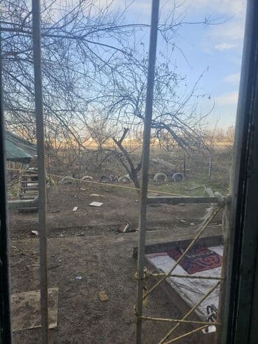 1 комвартирахрущевка продается: 2 комнаты, С мебелью частично — 4