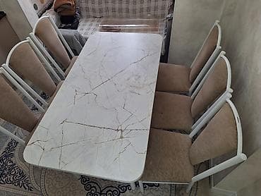 Кухонный стол и стул, Б/у, цвет - Белый at lalafo.kg Кухонный стол и стул, Б/у, цвет - Белый