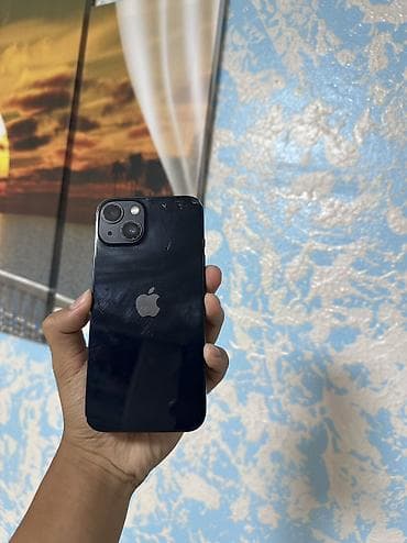 iphon 14: IPhone 13, Б/у, 128 ГБ, Midnight, Чехол, 83 % — 2