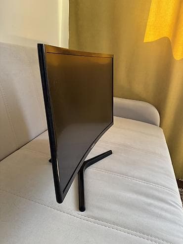 microsoft surface pro lte: Монитор, Samsung, Б/у, ЭЛТ, 24" - 25" — 3